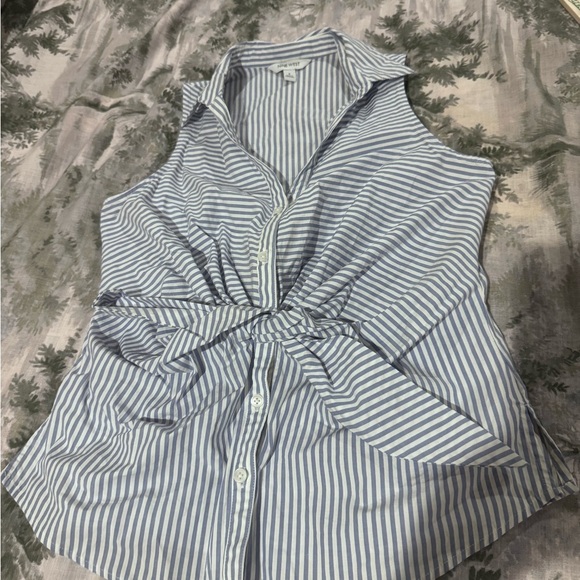 Nine West Blue and White Notched Collar Tie-Front Blouse - Picture 14 of 14